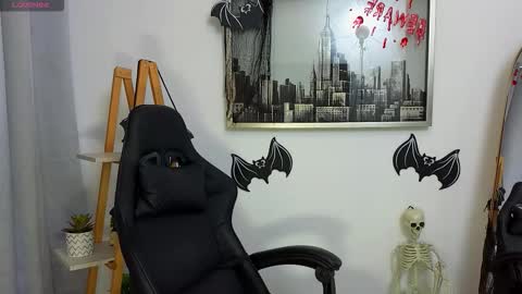 bella  adams online show from 10-22-25, 03:12