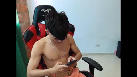 jesshot_bigcock online show from 10-19-25, 02:07