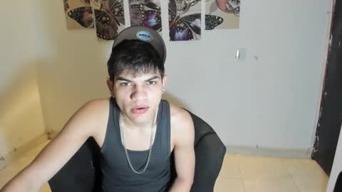 jesshot_bigcock online show from 02-15-26, 04:42