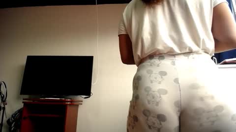 Yessik Rodriguez online show from 02-16-26, 06:26