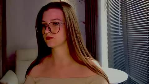 jessi_lady_ online show from 07-06-26, 07:05