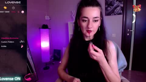 Jessica online show from 12-31-24, 04:49