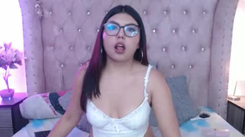 Snapshot of jessica_carter_ chatting on 05-13-26, 12:19 Jessica online show from 05-13-26, 12:19
