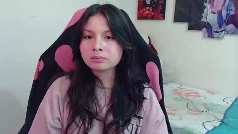 Snapshot of jessica_gomezz chatting on 02-15-25, 08:22 Jessica gomez online show from 02-15-25, 08:22