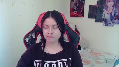 Snapshot of jessica_gomezz chatting on 02-17-25, 07:42 Jessica gomez online show from 02-17-25, 07:42