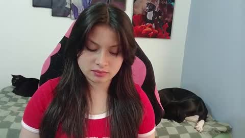 Snapshot of jessica_gomezz chatting on 10-26-25, 10:04 Jessica gomez online show from 10-26-25, 10:04