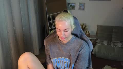 Jessy online show from 01-20-25, 06:53