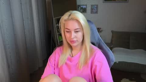 Jessy online show from 02-05-25, 07:39