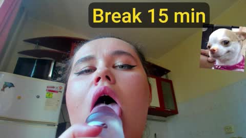 Natalia online show from 11-14-25, 06:45