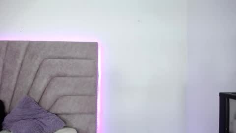 Jessica Kraft online show from 02-10-26, 01:21