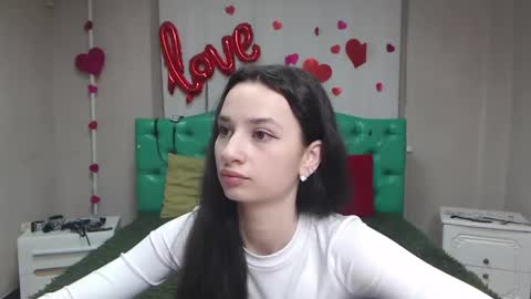 JessicaBreez online show from 05-11-26, 05:02