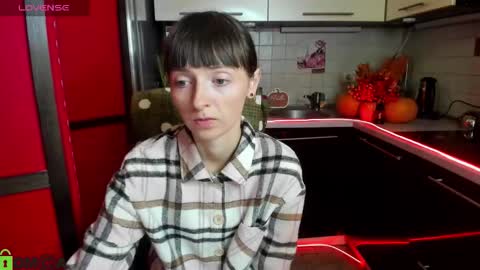 jessicaforris online show from 10-14-25, 07:09