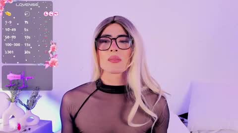 JESSI AND NAOMI online show from 03-05-25, 05:29