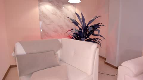 JESS online show from 02-06-25, 04:25