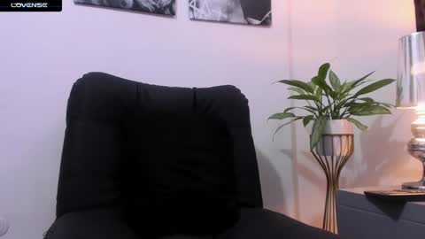 Jessid online show from 12-27-24, 09:32