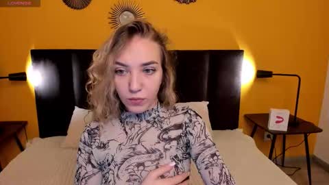 Jessie online show from 11-06-25, 02:23