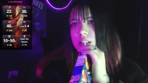 jessie_wild online show from 10-04-25, 05:16