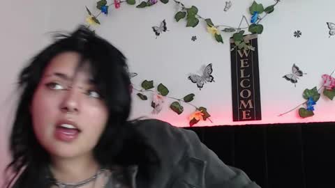 jessie_wild online show from 10-22-25, 03:18