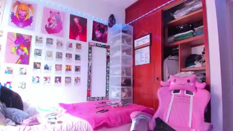 Your Sweet Angel online show from 03-25-26, 07:31