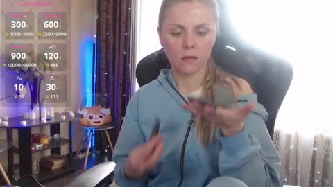 Jess online show from 04-05-26, 10:23
