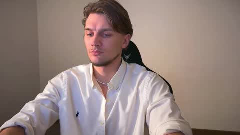 Snapshot of jessierise chatting on 10-02-25, 09:33 JessieRise online show from 10-02-25, 09:33