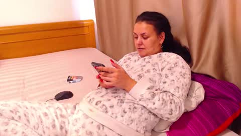 jessiestar3 online show from 02-03-26, 06:22