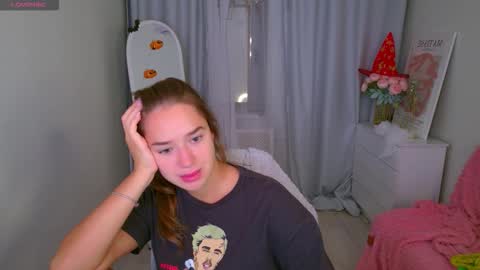 Snapshot of jessiestarz chatting on 10-28-25, 11:58 Jessi online show from 10-28-25, 11:58