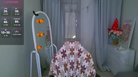 Snapshot of jessiestarz chatting on 10-30-25, 01:45 Jessi online show from 10-30-25, 01:45