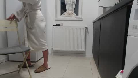 jessieryan online show from 11-29-25, 05:21