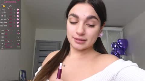 Snapshot of jessiexxi chatting on 01-06-25, 04:15 Jessie TG channel online show from 01-06-25, 04:15