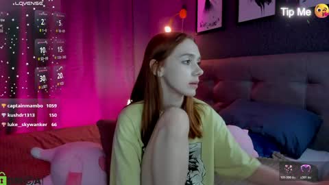 Jessie online show from 04-25-26, 01:41