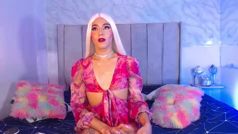 Snapshot of jessika_rabbits chatting on 12-10-24, 01:32 JESS online show from 12-10-24, 01:32