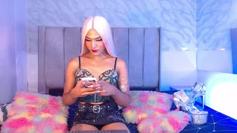 Snapshot of jessika_rabbits chatting on 12-12-24, 06:03 JESS online show from 12-12-24, 06:03