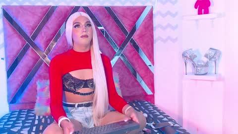 Snapshot of jessika_rabbits chatting on 02-09-25, 01:55 JESS online show from 02-09-25, 01:55