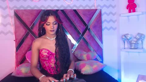 Snapshot of jessika_rabbits chatting on 02-27-25, 01:38 JESS online show from 02-27-25, 01:38