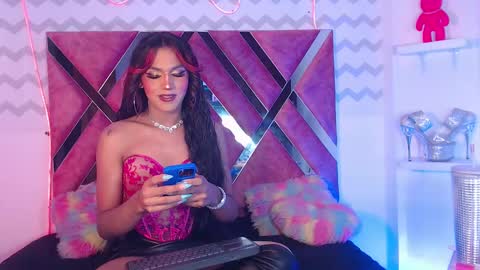 Snapshot of jessika_rabbits chatting on 02-27-25, 08:39 JESS online show from 02-27-25, 08:39