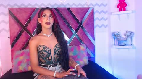 Snapshot of jessika_rabbits chatting on 03-05-25, 03:29 JESS online show from 03-05-25, 03:29