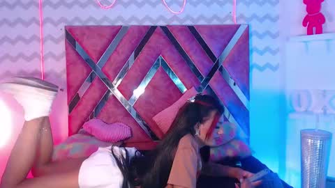 Snapshot of jessika_rabbits chatting on 03-11-25, 11:44 JESS online show from 03-11-25, 11:44