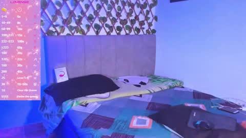 Snapshot of jessika_rabbits chatting on 10-17-25, 01:53 JESS online show from 10-17-25, 01:53