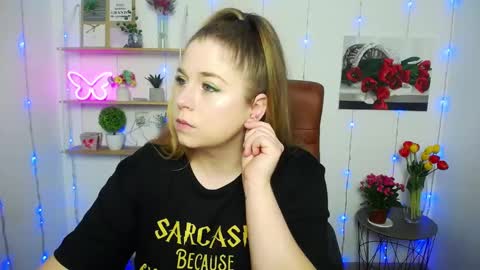 Jess online show from 03-12-25, 07:13