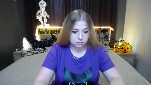 Jess online show from 10-22-25, 06:57