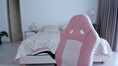 Snapshot of jessikapalmer chatting on 02-10-25, 03:53    online show from 02-10-25, 03:53