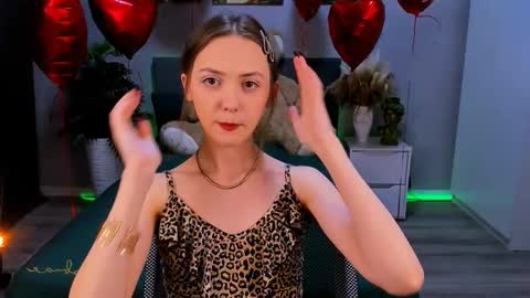 Snapshot of jessswalker chatting on 03-08-25, 06:16 JesssWalker online show from 03-08-25, 06:16