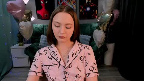 JesssWalker online show from 03-18-26, 06:44