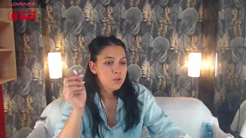 JessTheWicked online show from 12-18-24, 05:21