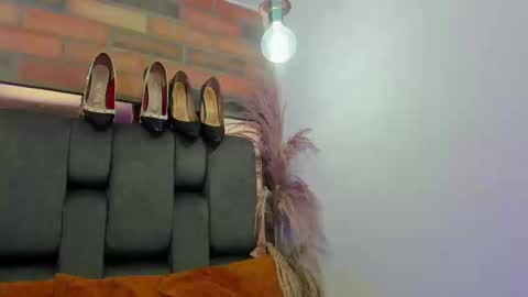 Snapshot of jessyjcortes chatting on 09-19-25, 02:29 JESSY CORTES online show from 09-19-25, 02:29