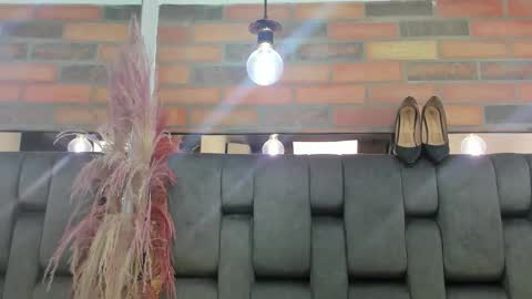 Snapshot of jessyjcortes chatting on 11-30-25, 04:49 JESSY CORTES online show from 11-30-25, 04:49