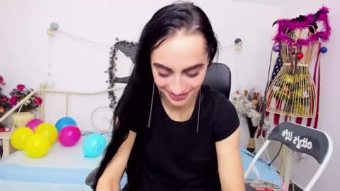 Snapshot of jessystarrr chatting on 01-02-25, 10:33 Jessy online show from 01-02-25, 10:33