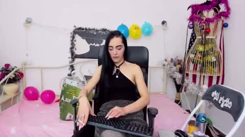 Snapshot of jessystarrr chatting on 01-09-25, 08:22 Jessy online show from 01-09-25, 08:22