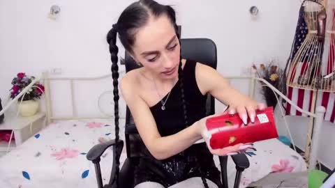 Snapshot of jessystarrr chatting on 01-22-25, 06:41 Jessy online show from 01-22-25, 06:41
